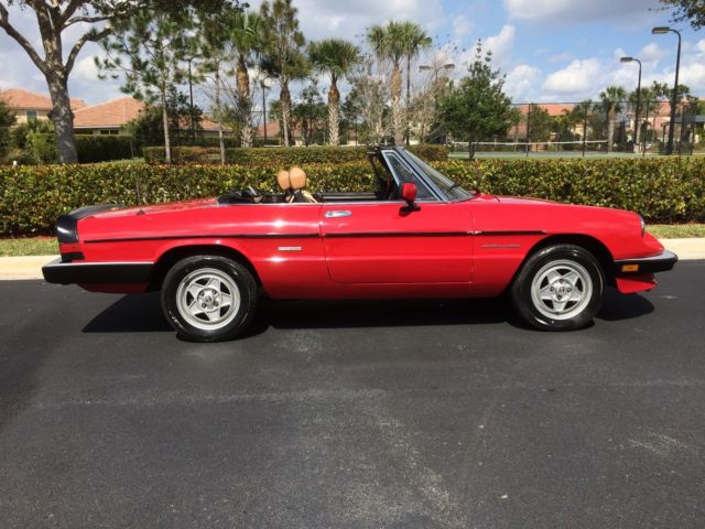 1990 Alfa Spider; All original with low miles; Drives great; Ready for summer 1990 Alfa Romeo Spider Veloce