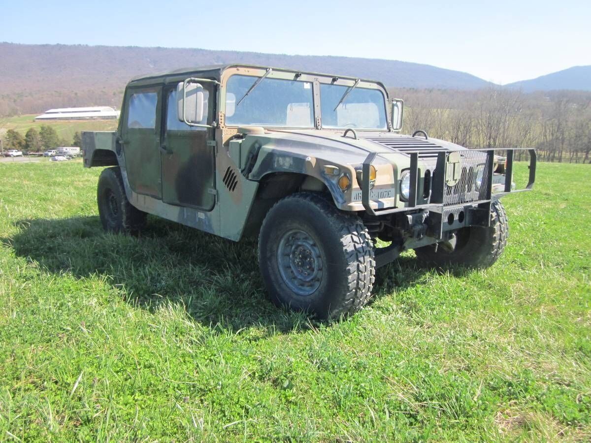 1990 Hummer H1 AM GENERAL, Street Legal Genuine Military H1 HUMVEE - photo 4