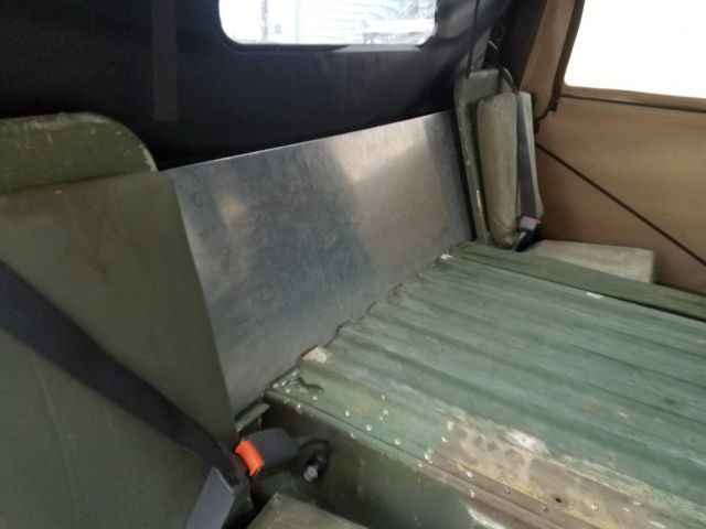 1900 Hummer H1 M998 - photo 4