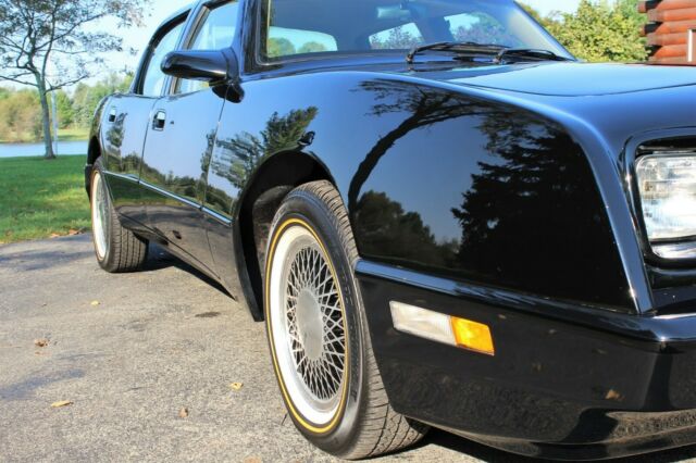 1990 Studebaker Avanti -- - photo 9
