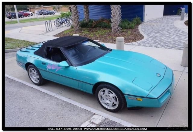 1990 Chevrolet Corvette Base 2dr Convertible - photo 2