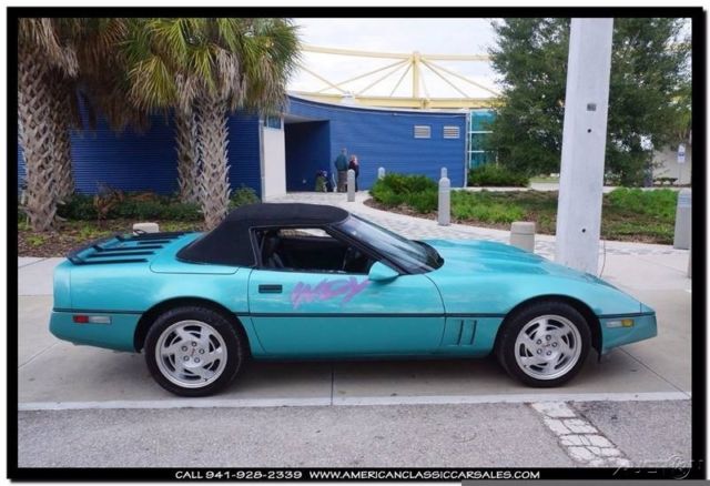 1990 Chevrolet Corvette Base 2dr Convertible - photo 4