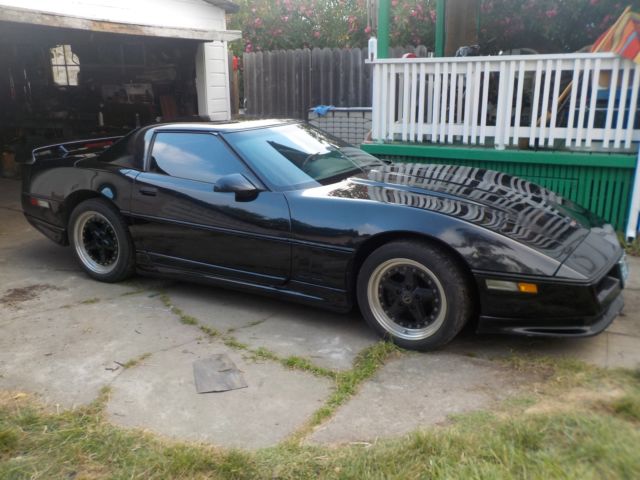 1990 Chevrolet Corvette - photo 2