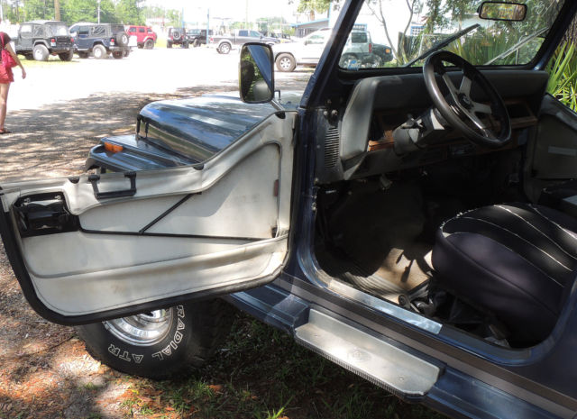 1990 Jeep Wrangler - photo 11