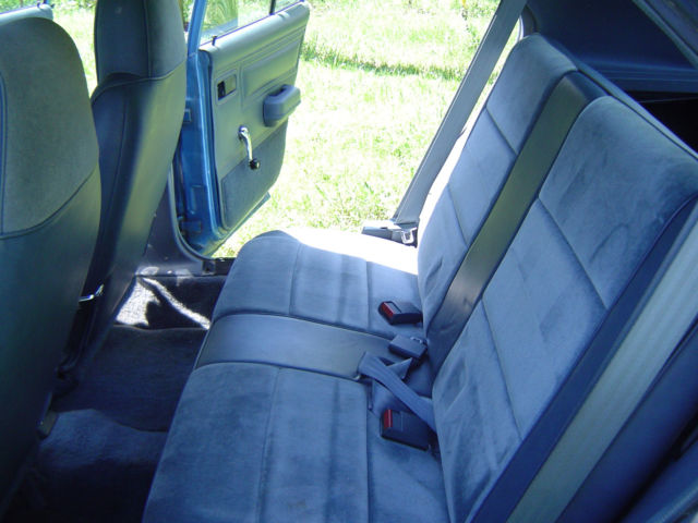 1990 Plymouth Horizon - photo 10