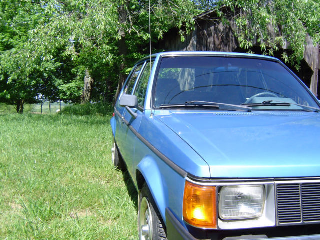 1990 Plymouth Horizon - photo 4