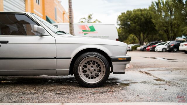 1990 BMW 3-Series 325i - photo 4