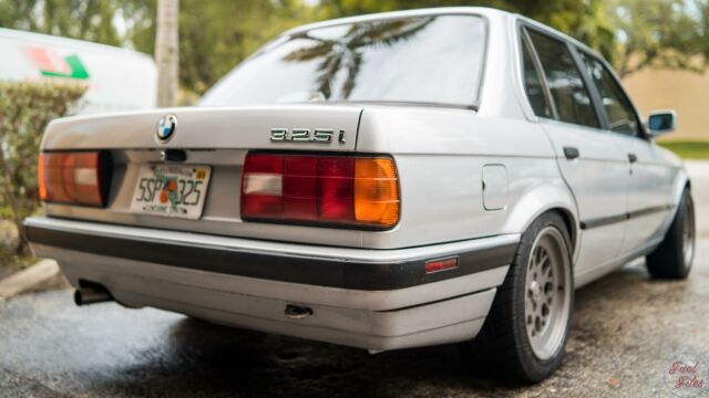 1990 BMW 3-Series 325i - photo 8