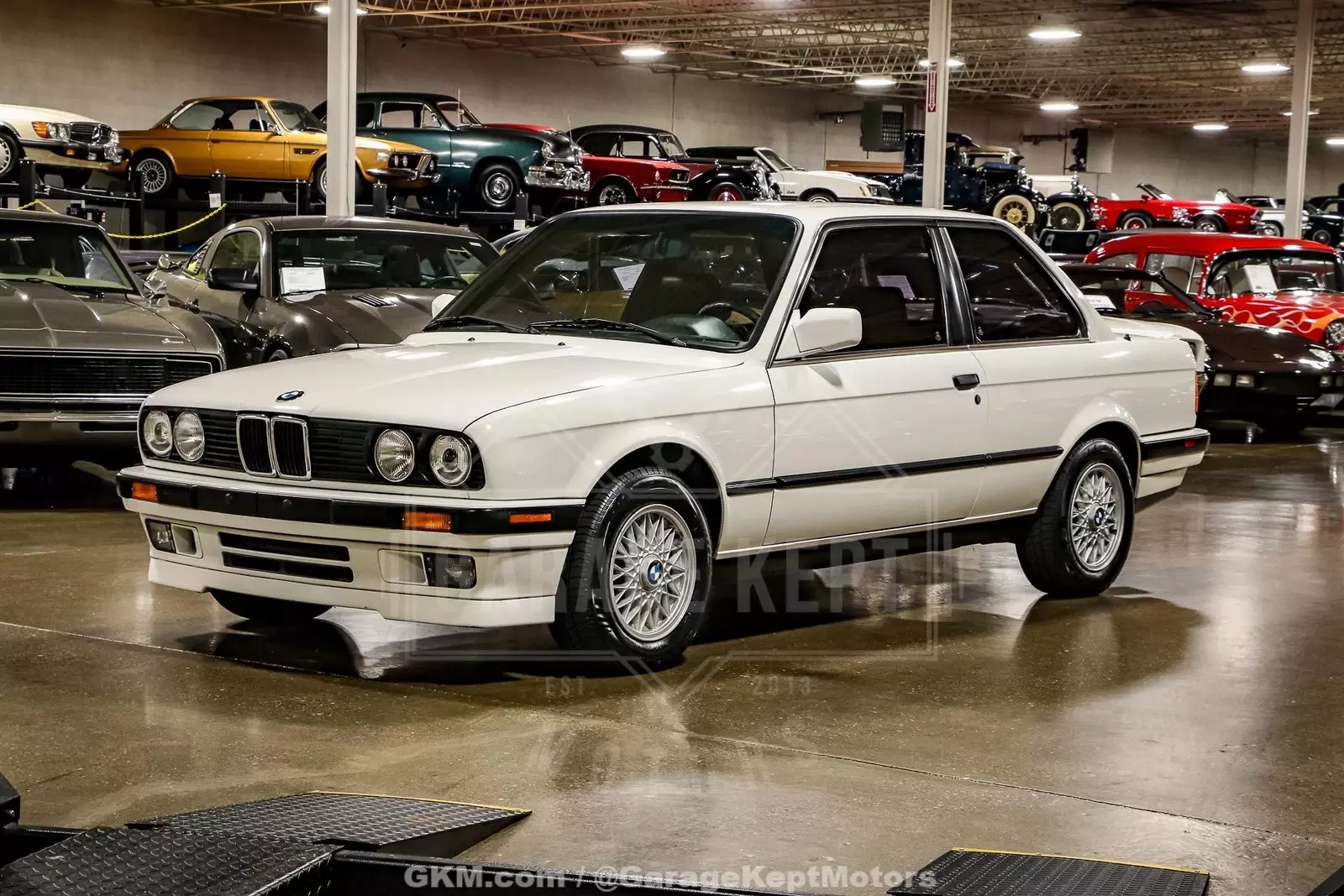 1990 BMW 3-Series 325is - photo 3