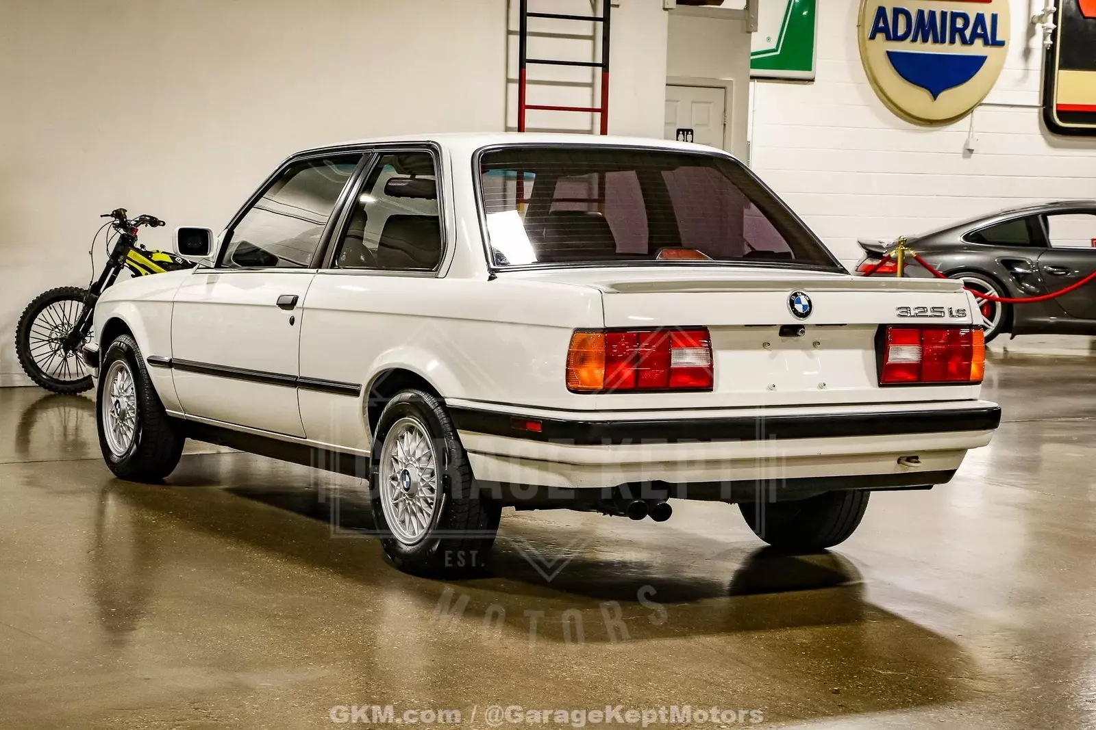 1990 BMW 3-Series 325is - photo 7