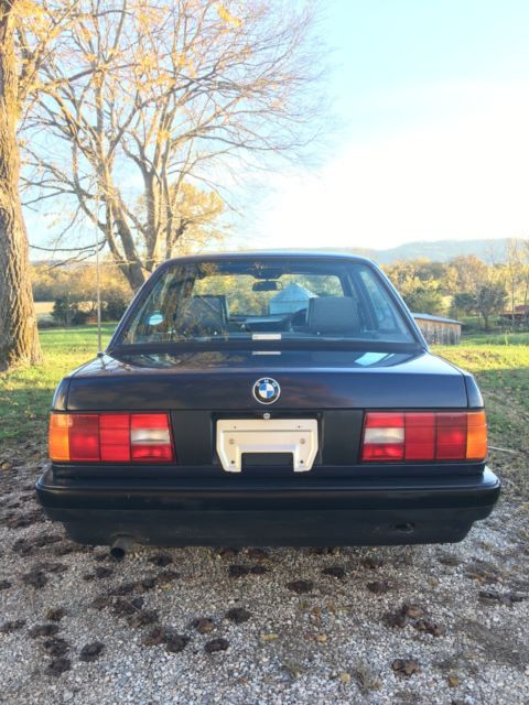 1990 BMW 3-Series 318i - photo 4