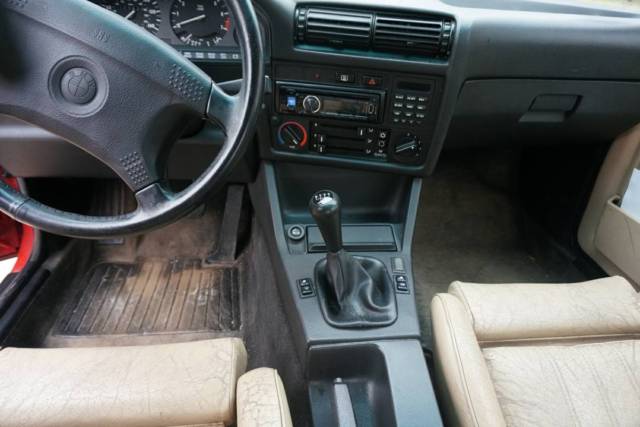 1990 BMW 3-Series - photo 10