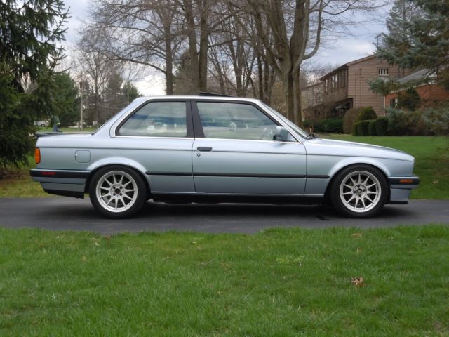 1990 BMW 325i 1990 BMW 3-Series
