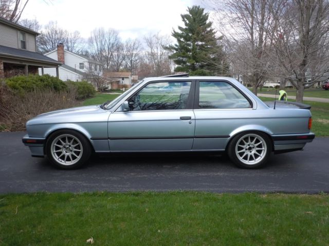 1990 BMW 3-Series - photo 2