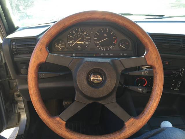 1990 BMW 3-Series - photo 7