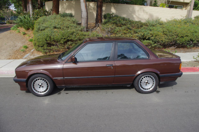 1990 BMW 325is Base Coupe 2-Door 2.5L 1990 BMW 3-Series 325is