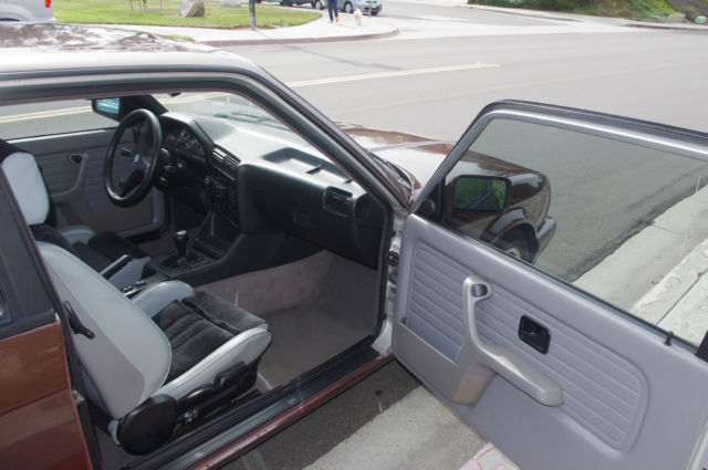 1990 BMW 3-Series 325is - photo 7