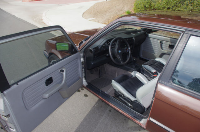 1990 BMW 3-Series 325is - photo 8
