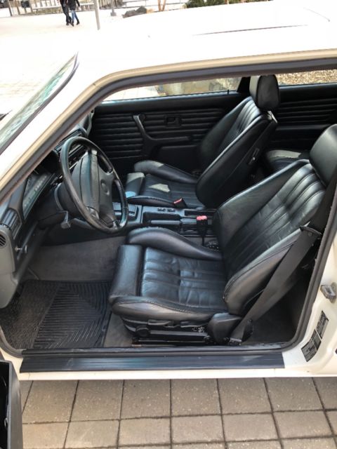 1990 BMW 3-Series 325is - photo 12