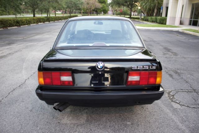 1990 BMW 3-Series 325iS - photo 3