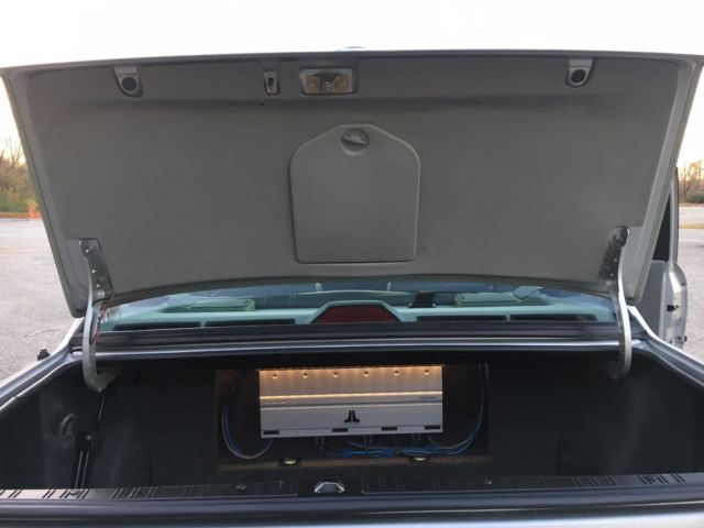 1990 BMW 3-Series Base Sedan 4-Door - photo 13