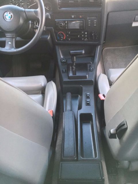 1990 BMW 3-Series Base Sedan 4-Door - photo 8