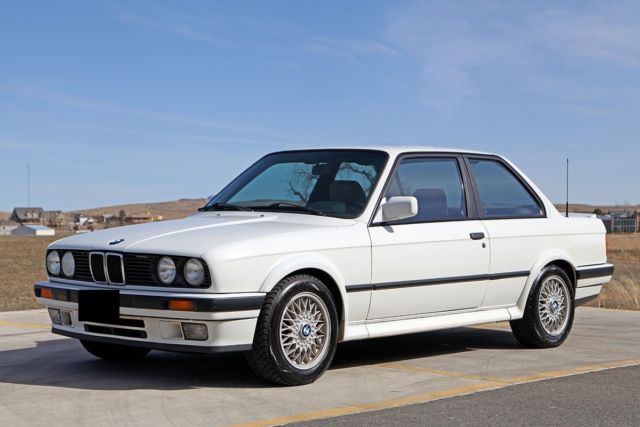 1990 BMW 3-Series Base Sedan 4-Door - photo 6
