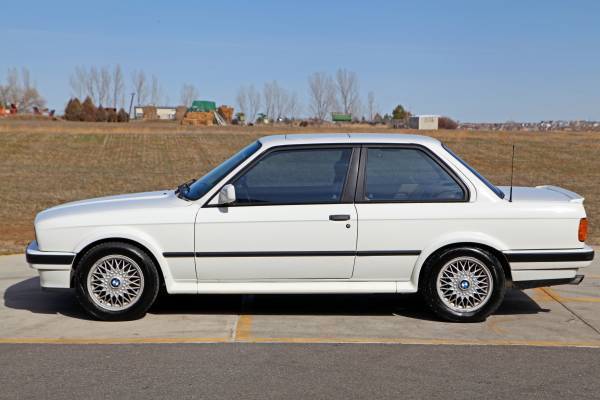 1990 BMW 3-Series 325iX - photo 4
