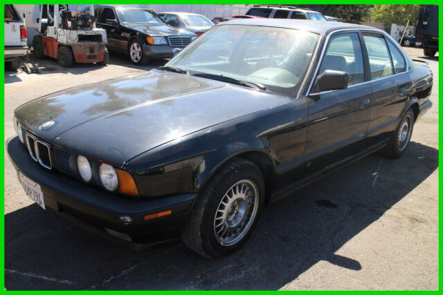 1990 BMW 5-Series 525i