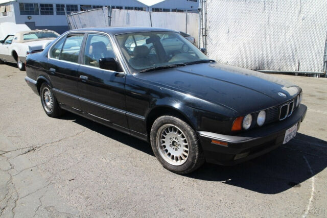 1990 BMW 5-Series 525i - photo 7