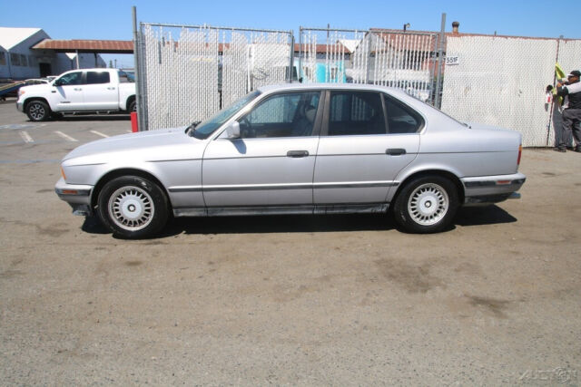 1990 BMW 5-Series 525i - photo 3