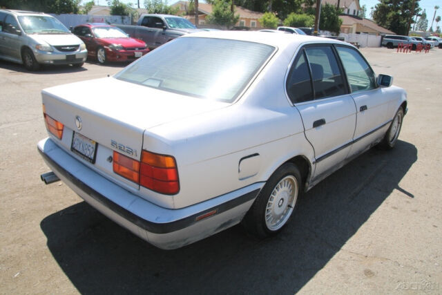 1990 BMW 5-Series 525i - photo 6