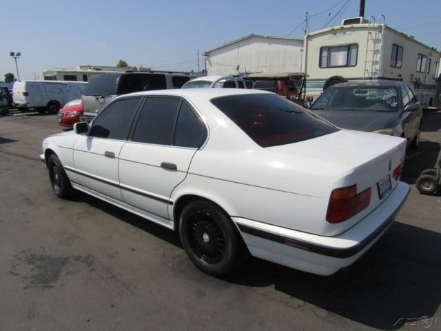 1990 BMW 5-Series 525i - photo 3