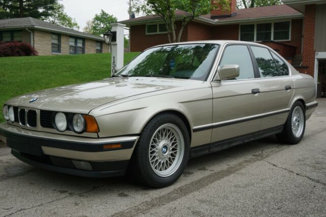 1990 BMW 535i E34 Manual Transmission RWD Classic M60 Bimmer 1990 BMW 5-Series 535i