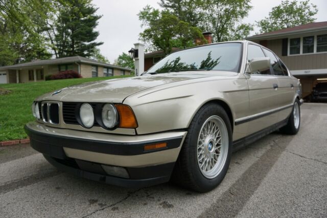 1990 BMW 5-Series 535i - photo 6