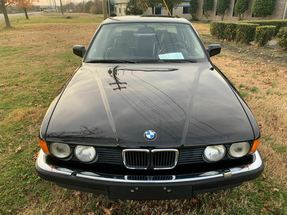 1990 BMW 7-Series 735iL 4dr Sedan - photo 8