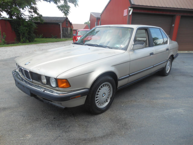 1990 BMW 735 iL - photo 2