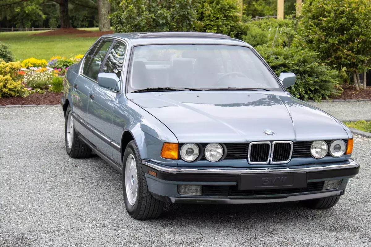 1990 BMW 735i 5 Speed 1990 BMW 7-Series