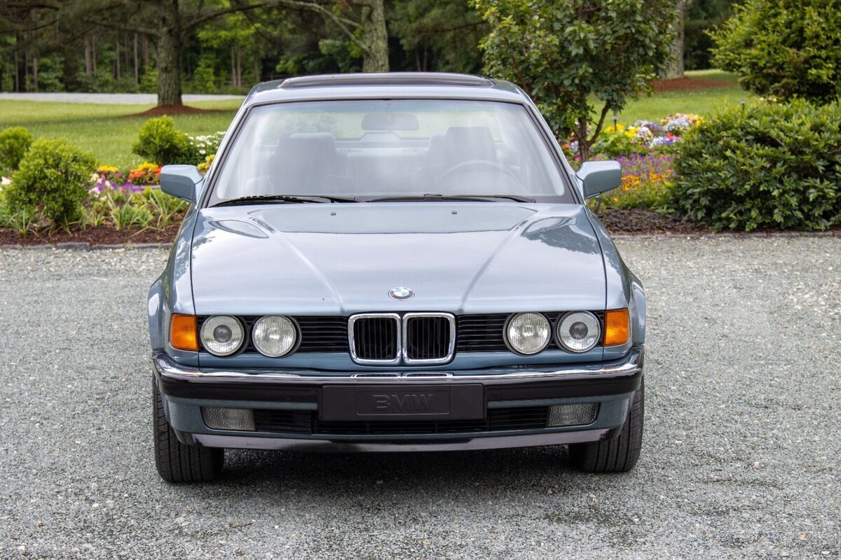 1990 BMW 7-Series - photo 2