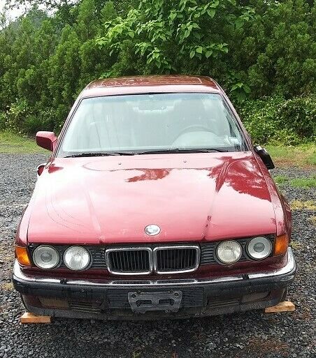 1990 BMW 735iL and Car Dolly 1990 BMW 7-Series 735iL
