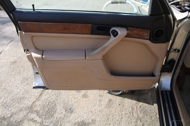 1990 BMW 7-Series 750iL - photo 10