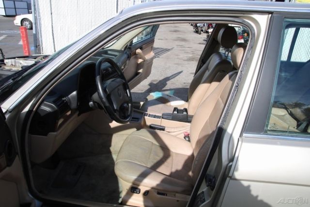 1990 BMW 7-Series 750iL - photo 11