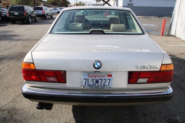 1990 BMW 7-Series 750iL - photo 4