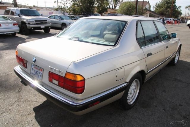 1990 BMW 7-Series 750iL - photo 5
