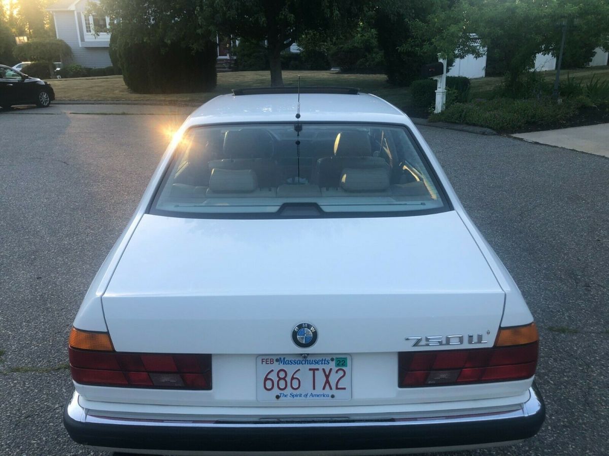 1990 BMW 7-Series - photo 12