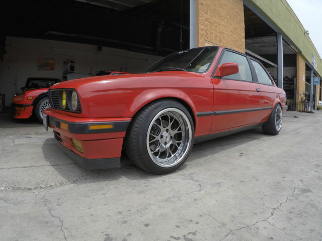 1990 BMW E30 325is 5 speed. 1990 BMW 3-Series