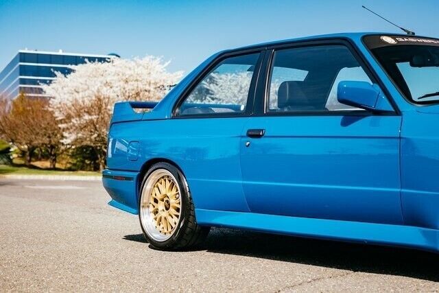 1990 BMW M3 - photo 7