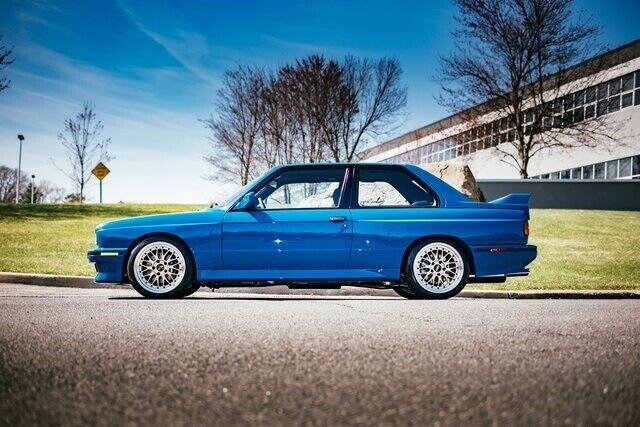 1990 BMW M3 - photo 9