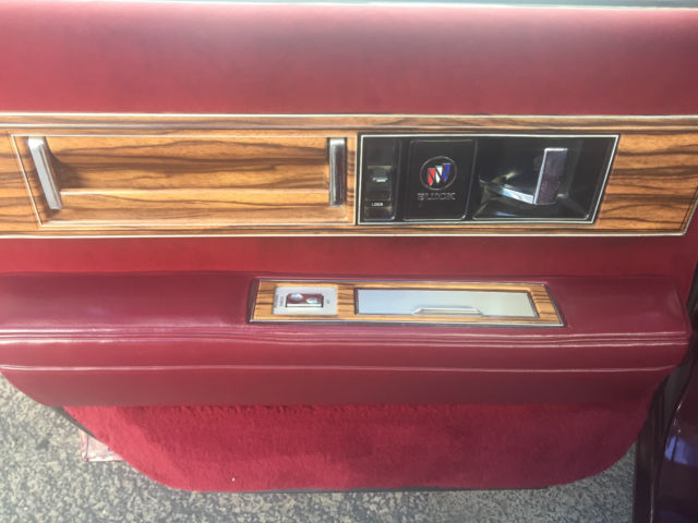 1990 Buick Electra Park Avenue Sedan 4-Door - photo 8