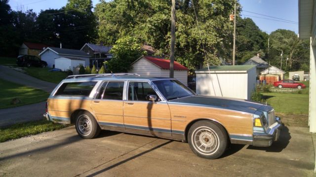 1990 Buick Estate Wagon (Last year for this model) 1990 Buick LeSabre